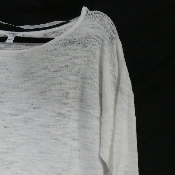 JERSEY By JACOB | medium | Knit White Cotton Lightweight Long Sleeve Sweater - Picture 5 of 16